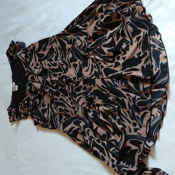 Sleeveless asymmetrical ruffle mini dress size small - Picture 8 of 17